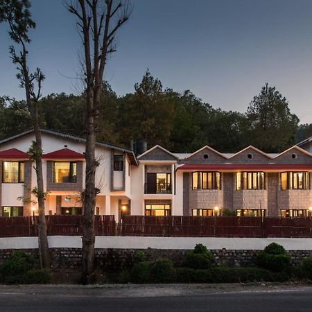 Ivy The Boutique Hotel Near Neem Karoli Temple ナイニタール エクステリア 写真